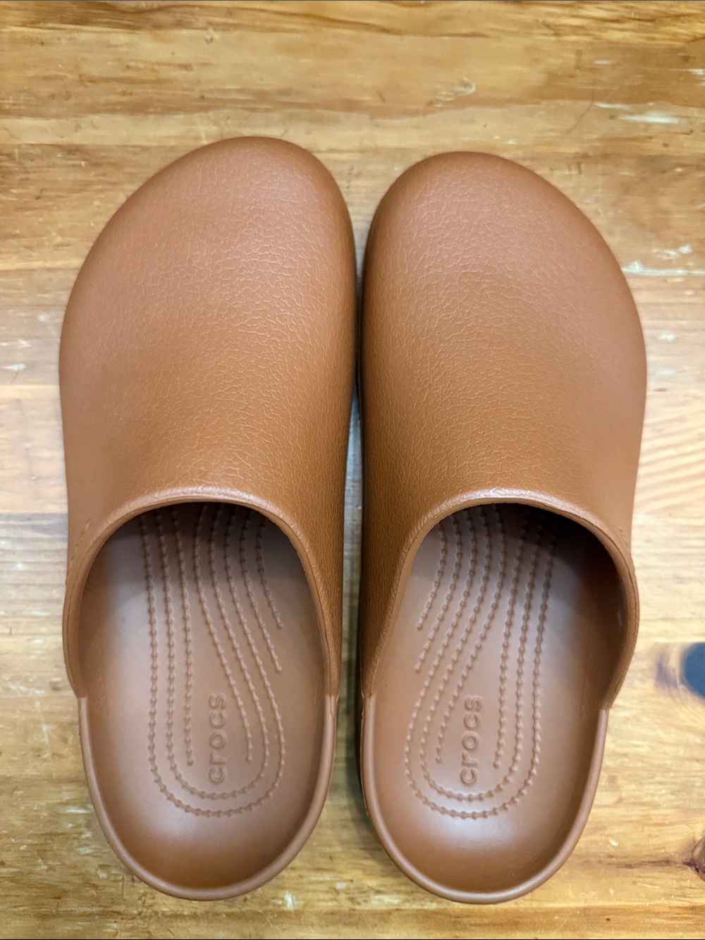 CROCS Dylan Clog Slide in Cognac - Picture 2 of 7